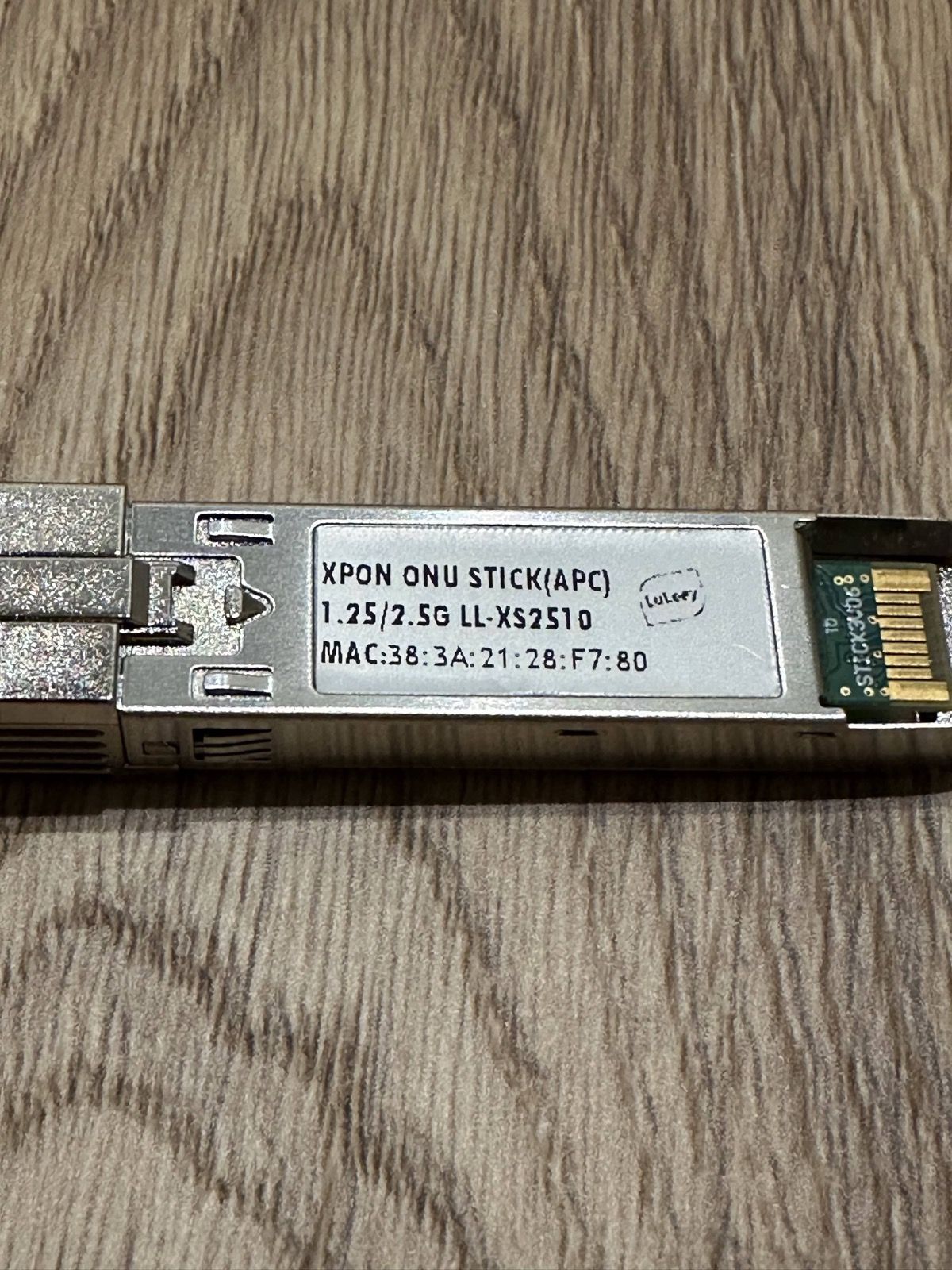 The Luleey Elec LL-XS2510 XPON ONU stick